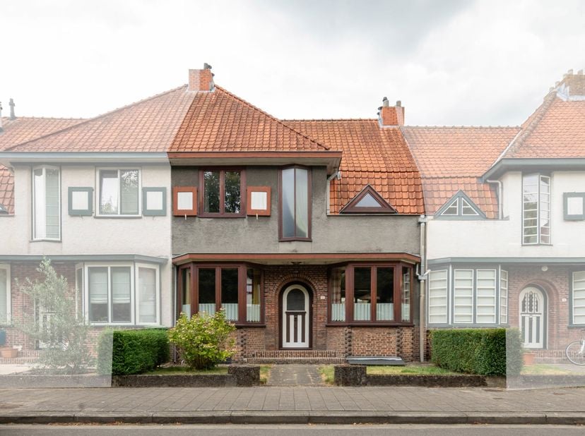 Charmante woning met drie slaapkamers in de Unitaswijk.<br />
Deze gezellige woning, gelegen in de geliefde Unitaswijk en vlak bij het prachtige Boeke