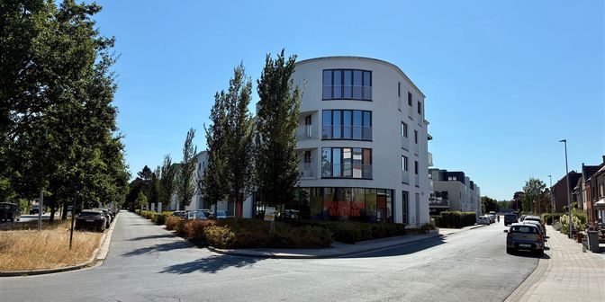 Garage te koop in Koning Albert I-laan 134, 8200 Sint-Michiels