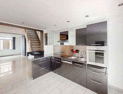                                         Maison à louer à La Hestre, € 950
