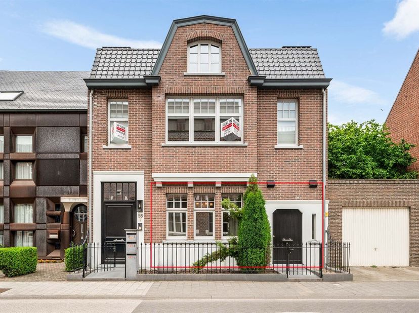 Uniek gelijkvloers appartement met zonnige tuin en ruime garage in hartje Geel<br />
Locatie: Gelegen in de Kollegestraat, midden in het centrum van G