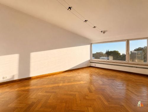                                         Appartement te huur in Liège, € 710
