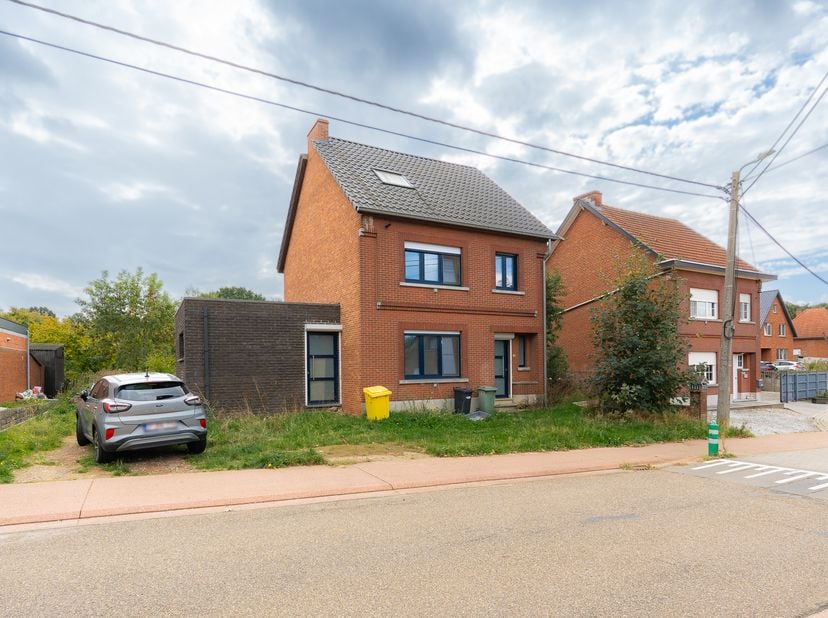 Huis te koop in Lobbensestraat 198,
                    3271 Zichem