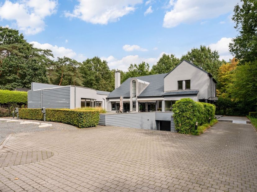 Huis te koop in sint jobsesteenweg 102,
                    2930 Brasschaat