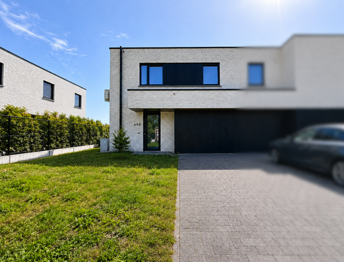                                         Huis te koop in Berlare, € 575.000
