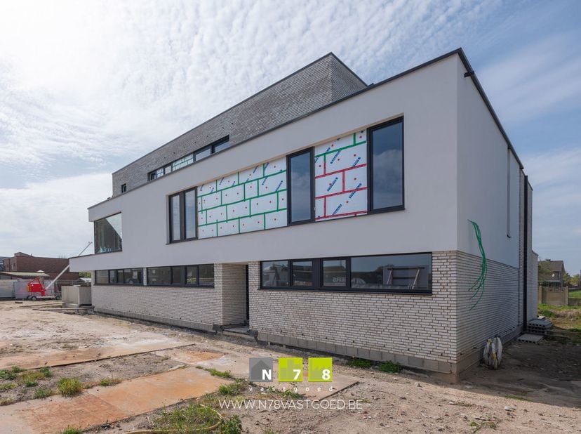 Appartement à vendre
                    à 3650 Rotem