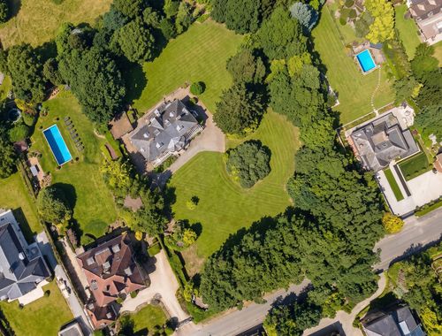                                         Terrain à vendre à Uccle, € 1.990.000
