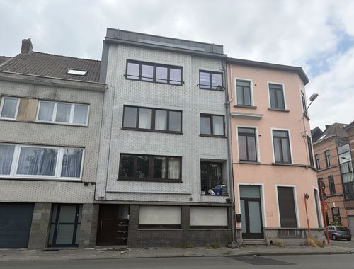                                         Appartement à louer à Gent, € 995
