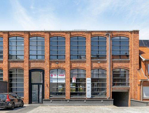                                         Kantoor te huur in Brugge, € 4.000
