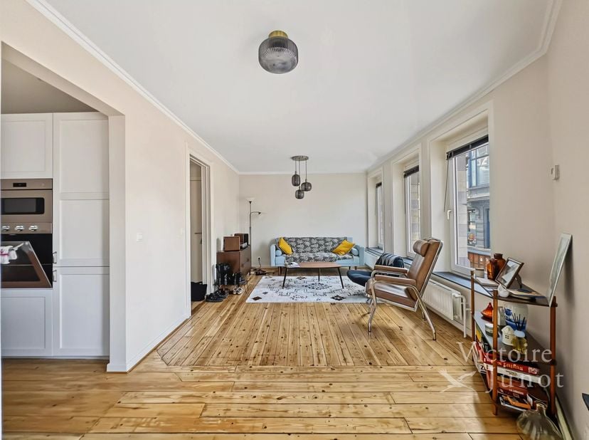 Appartement te huur in CP- 1 bus er gauche,
                    1000 Brussel