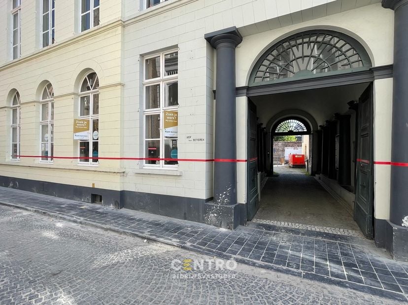Bedrijfsvastgoed te huur in Nieuwstraat 7,
                    8000 Brugge