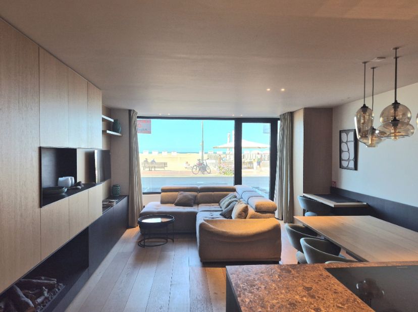 Appartement te koop in Zeedijk 475 bus 00.01,
                    8670 Oostduinkerke