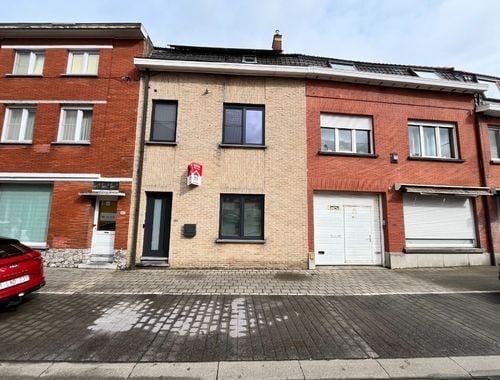                                         Maison à vendre à Rumbeke, € 200.000

