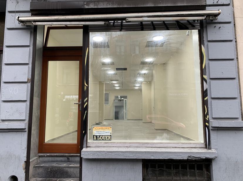 Local commercial à louer<br />
<br />
Très bien situé dans un quartier animé de Schaerbeek.<br />
<br />