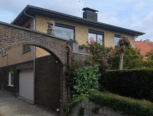                                         Villa te koop in Wulpen, € 525.000
