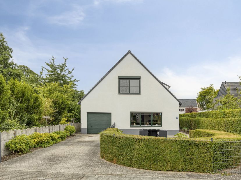 Ruime, instapklare woning met 5 (slaap)kamers, gelijkvloers wonen mogelijk en EPC C (potentieel B)<br />
Bent u op zoek naar een woning waar ruimte, c