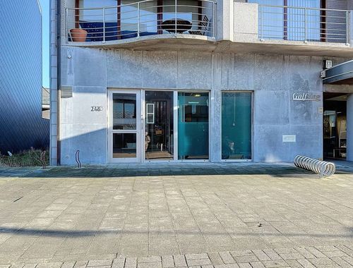                                         Bien commercial à vendre à Sint-Idesbald, € 285.000
