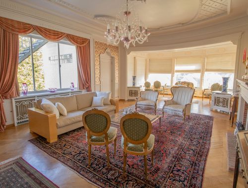                                         Uitzonderlijke woning te koop in Binche, € 780.000
