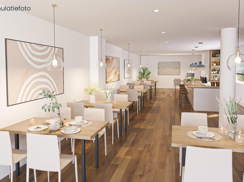 Ce commerce, actuellement aménagé en tant qu'établissement de restauration, est situé dans l'un des meilleurs emplacements commerciaux de Grammont.<br