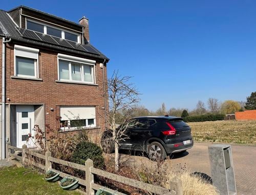                                         Woning te huur in Erpe, € 1.300
