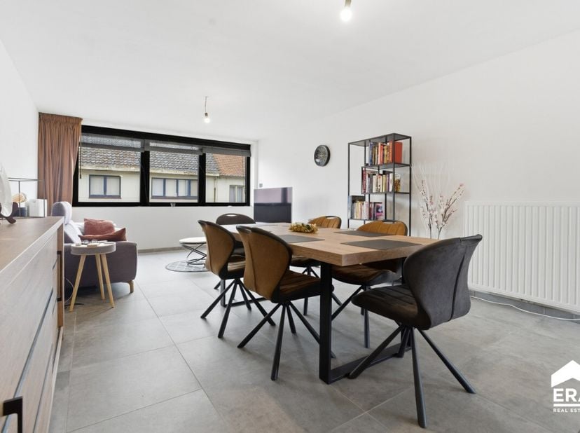 [[ DIT PAND NEEMT DEEL AAN DE ERA OPEN HUIZEN DAG OP 13/6 VAN 13:00 TOT 14:00 ]]Bieden vanaf euro 239.000 - Recent topappartement (2022) met EPC A &amp; G