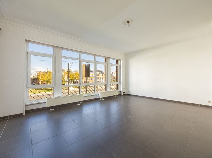 Appartement te huur in Minister Delbekelaan 56-58 bus 1R,
                    2170 Merksem