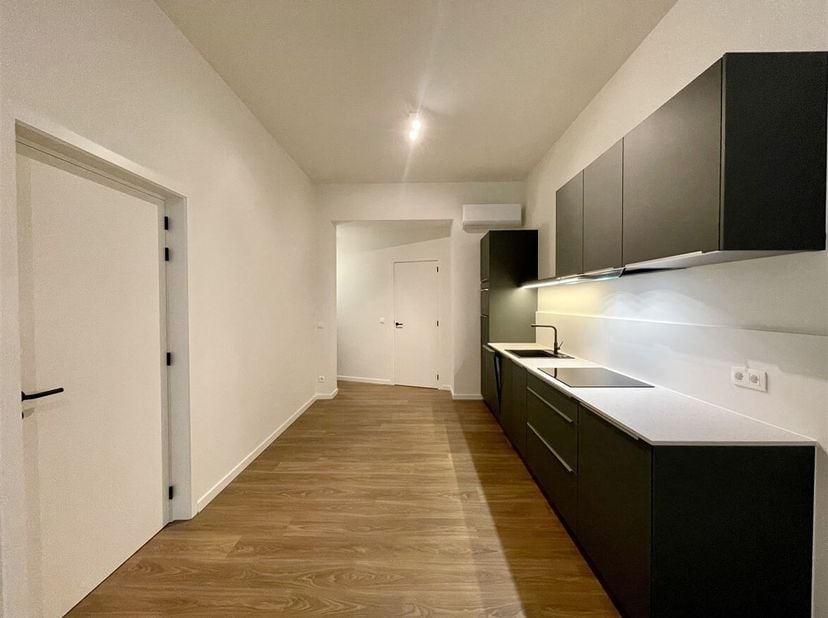 Appartement rénové d'une chambre à coucher dans un emplacement de choix !<br />
Situation : Situation très centrale dans le quartier branché de Borger
