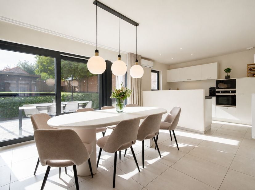 Maison prête à emménager de 2018<br />
<br />
Vous cherchez une maison semi-mitoyenne écoénergétique à vendre à Tongres ? Cette maison moderne de 2018