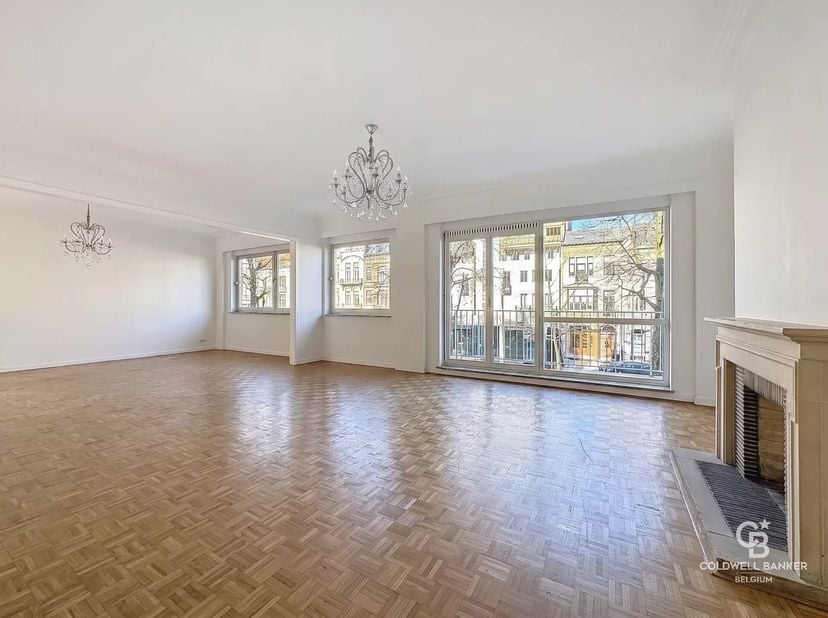 Appartement à vendre à ,
                    1180 Uccle