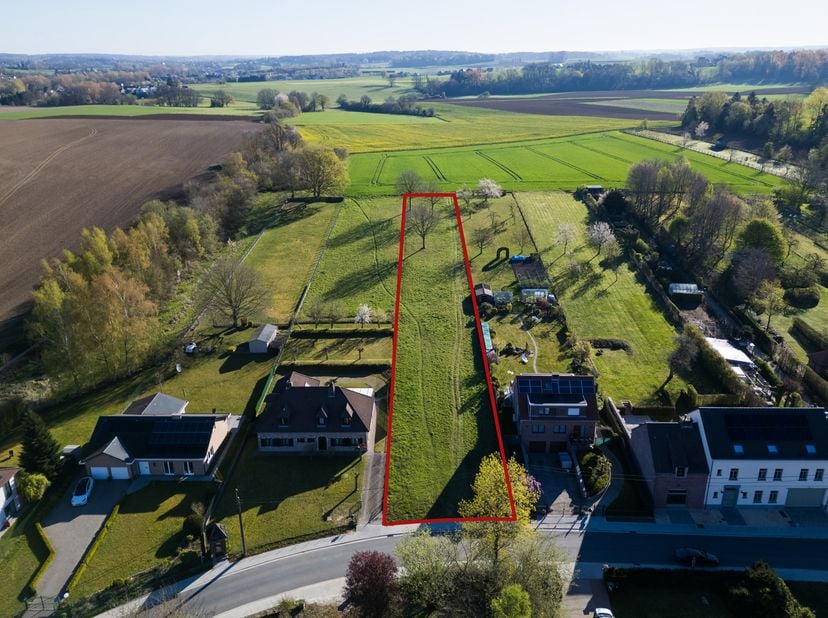 TERVUREN – Aan de rand van het Park van Tervuren en het Zoniënwoud, met een prachtig vrij uitzicht over de velden, schitterend BOUWPERCEEL van 23a 51c