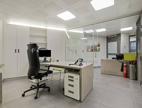                                         Bureaux à vendre à Oostende, € 415.000
