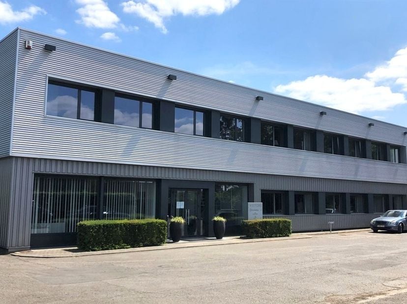 Bedrijfsvastgoed te huur in Korte Braamstraat 37,
                    2900 Schoten