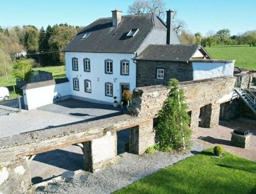                                         Woning te koop in Limerlé, € 950.000
