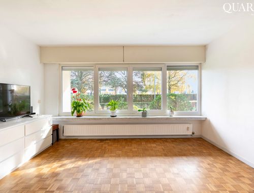                                         Gelijkvloers app. te koop in Merksem, € 165.000
