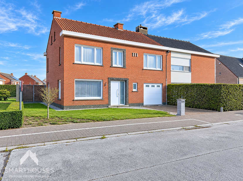 Huis te koop in Blauwvoetstraat 27,
                    8710 Ooigem
