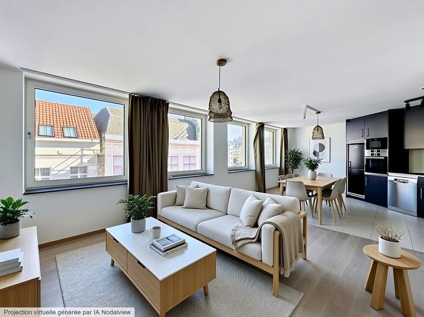 Dit appartement, dat in 2019 volledig is gerenoveerd, ligt vlak bij de Kunstberg en het Centraal Station en heeft een bijzonder gunstige ligging, met