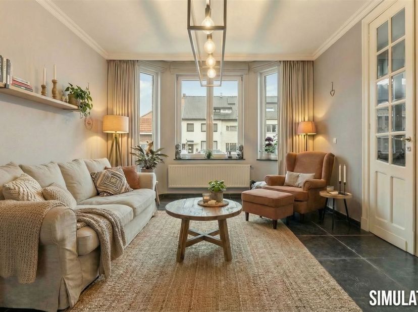 Knap gerenoveerde woning (175m²) met 4 slaapkamers en leuke stadstuin te Hasselt.<br />
<br />
Belangrijkste troeven:   <br />
- Centrale ligging<b