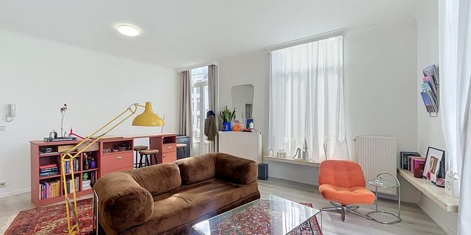 Appartement te huur in Notarisstraat 2 - b, 9000 Gent