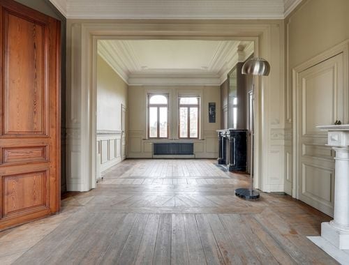                                         Maison de maître à vendre à Wodecq, € 570.000
