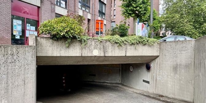 Garage te koop in Place H. Berger - Galerie des Carmes - Pk261 (-2) , 1300 Wavre