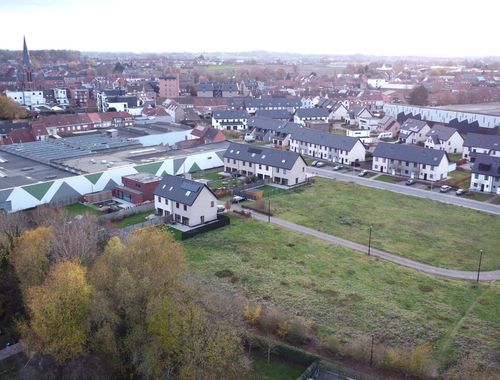                                         Terrain à bâtir à vendre à Lauwe, € 194.000
