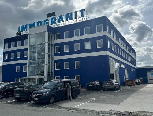                                         Kantoor te huur in Drongen, € 1.050
