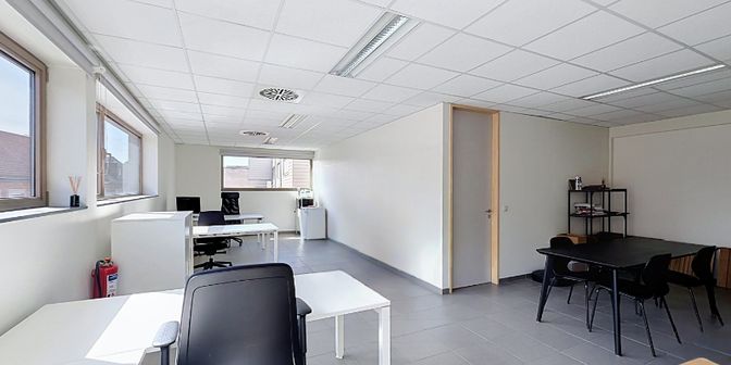 Bedrijfsvastgoed te huur in De Plaats 13, 9910 Knesselare