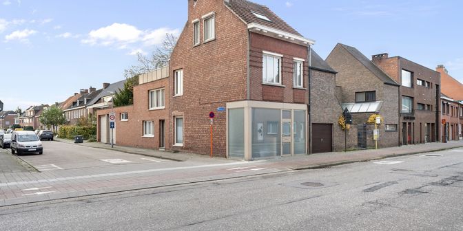 Bien professionnel à vendre à Steenweg op Oosthoven 92, 2300 Turnhout