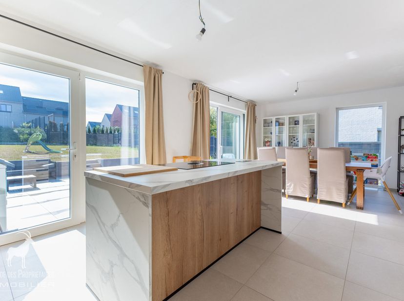 Huis te koop in ,
                    7170 Bellecourt