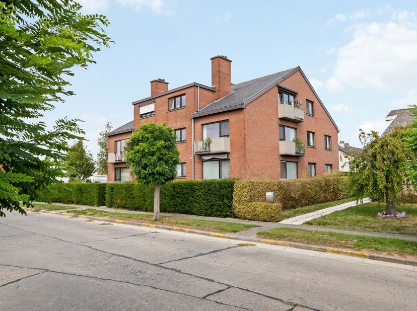 Appartement te koop in Acacialaan 102 bus 6,
                    8530 Harelbeke