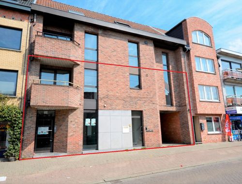                                         Commerce à vendre à Borsbeek, € 425.000
