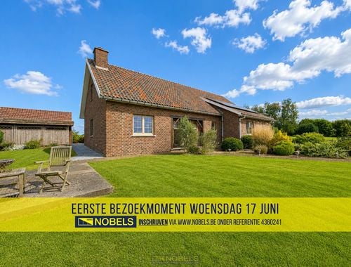                                         Villa te koop in Ellezelles, € 675.000

