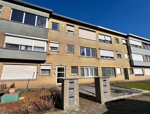                                         Appartement à louer à Hoevenen, € 875
