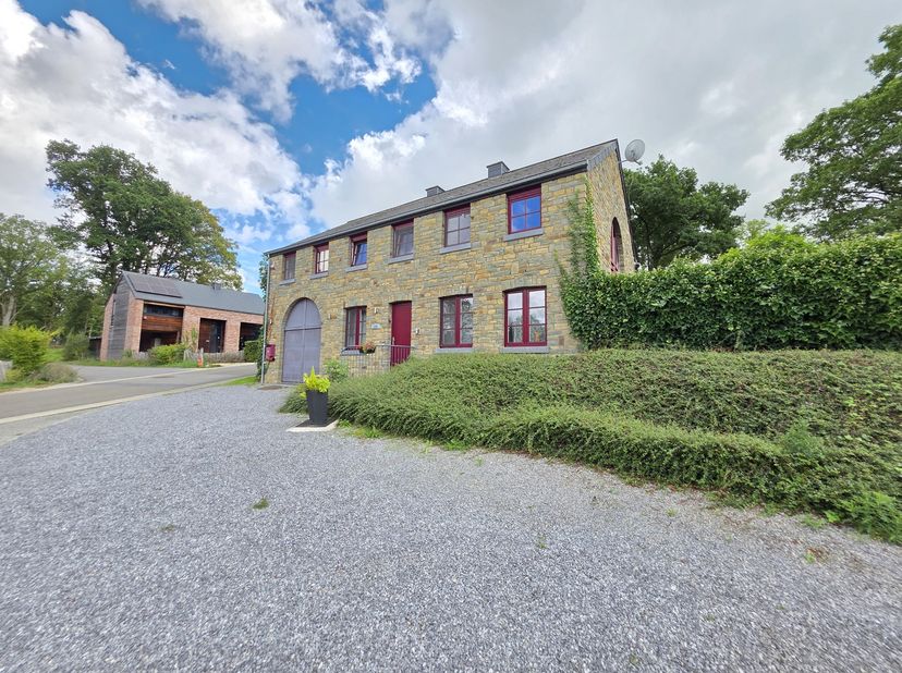 Huis te koop in Au-dessus des Hans 26,
                    6941 Bomal