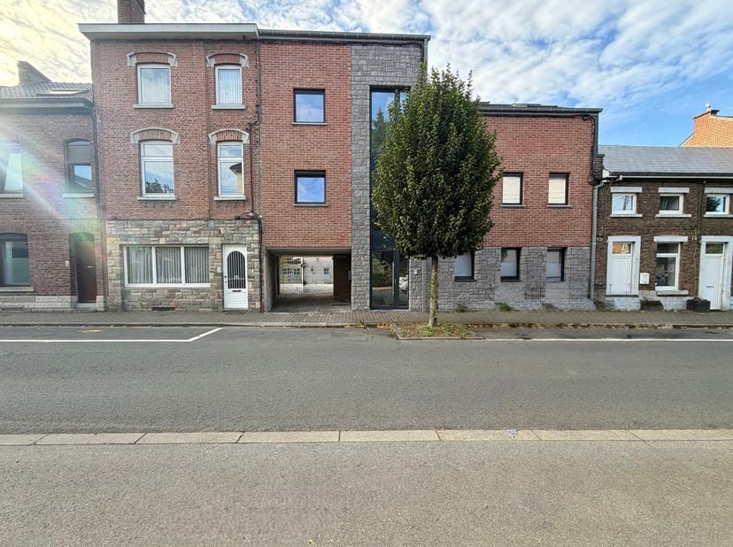 Appartement te huur in ,
                    5100 Jambes